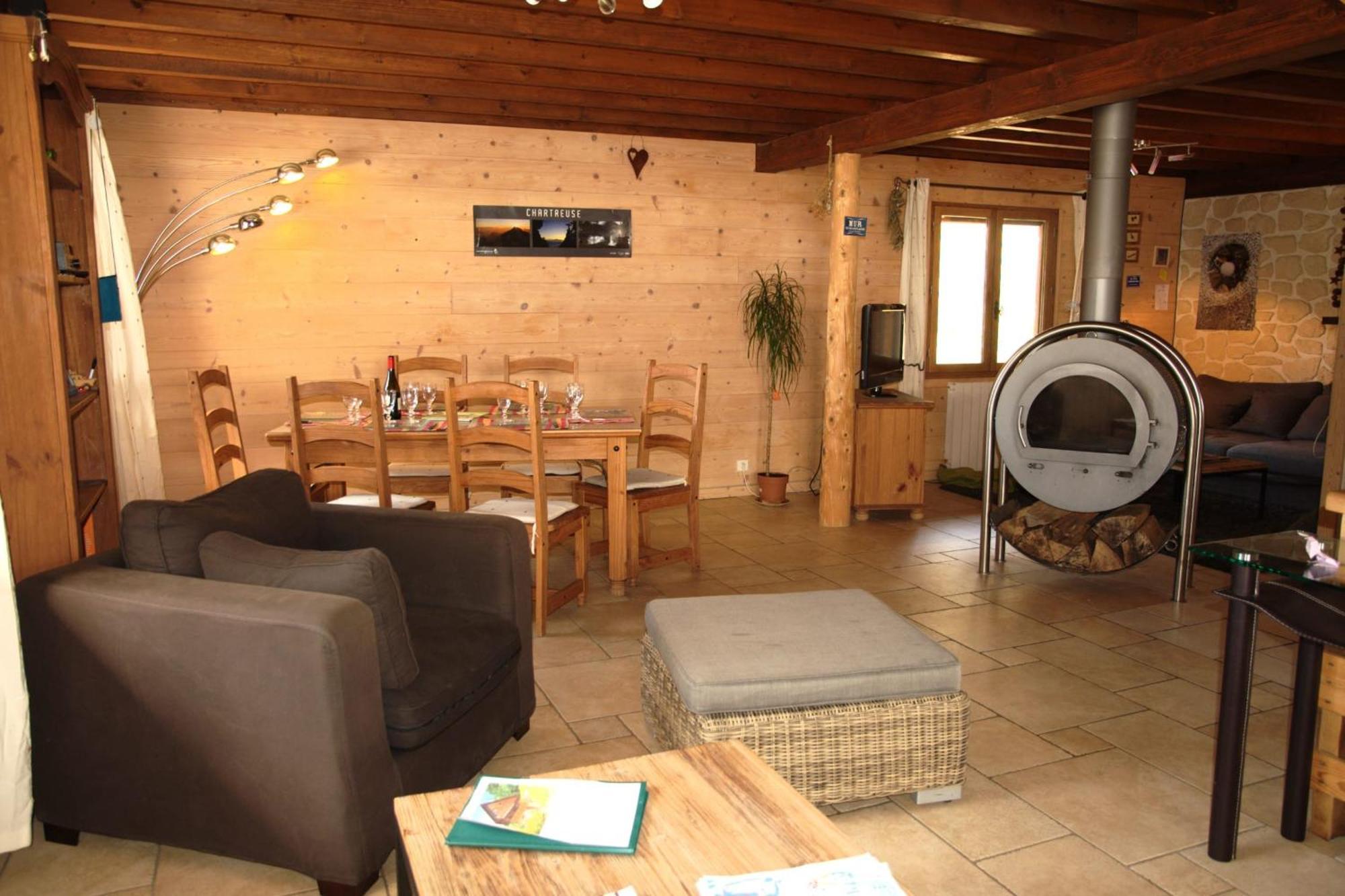 Chalet Cosy En Chartreuse Classe Сен-Пиер-дьо-Шартрьоз Екстериор снимка